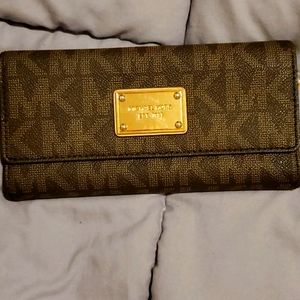 Michael Kors  wallet